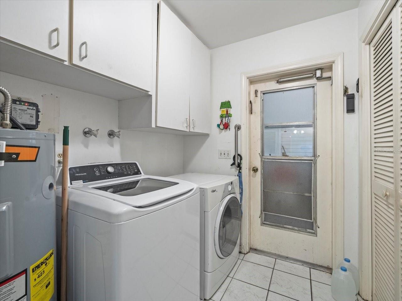 CARROLLWOOD SUB UNIT N - Residential