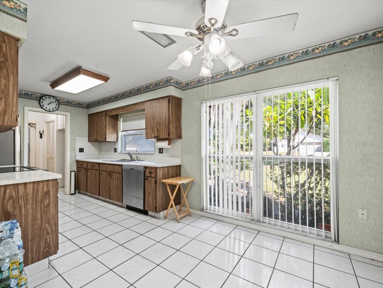 CARROLLWOOD SUB UNIT N - Residential