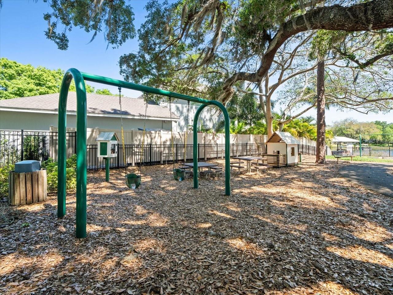 CARROLLWOOD SUB UNIT N - Residential