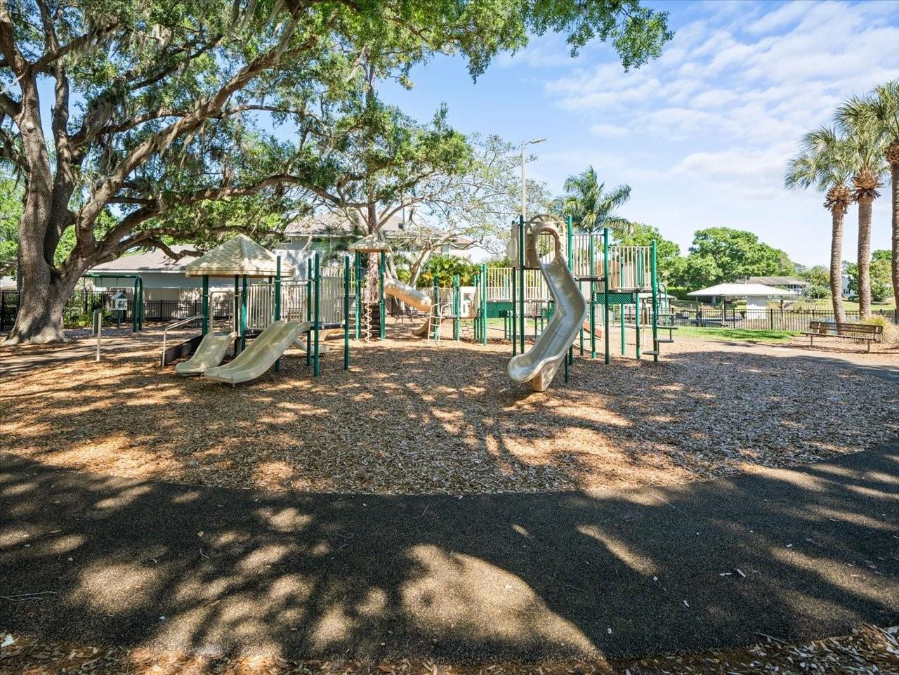 CARROLLWOOD SUB UNIT N - Residential