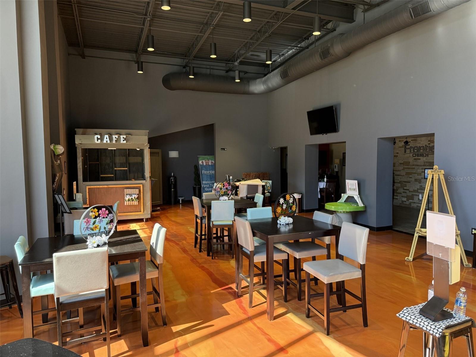 ACREAGE & UNREC - Commercial Sale