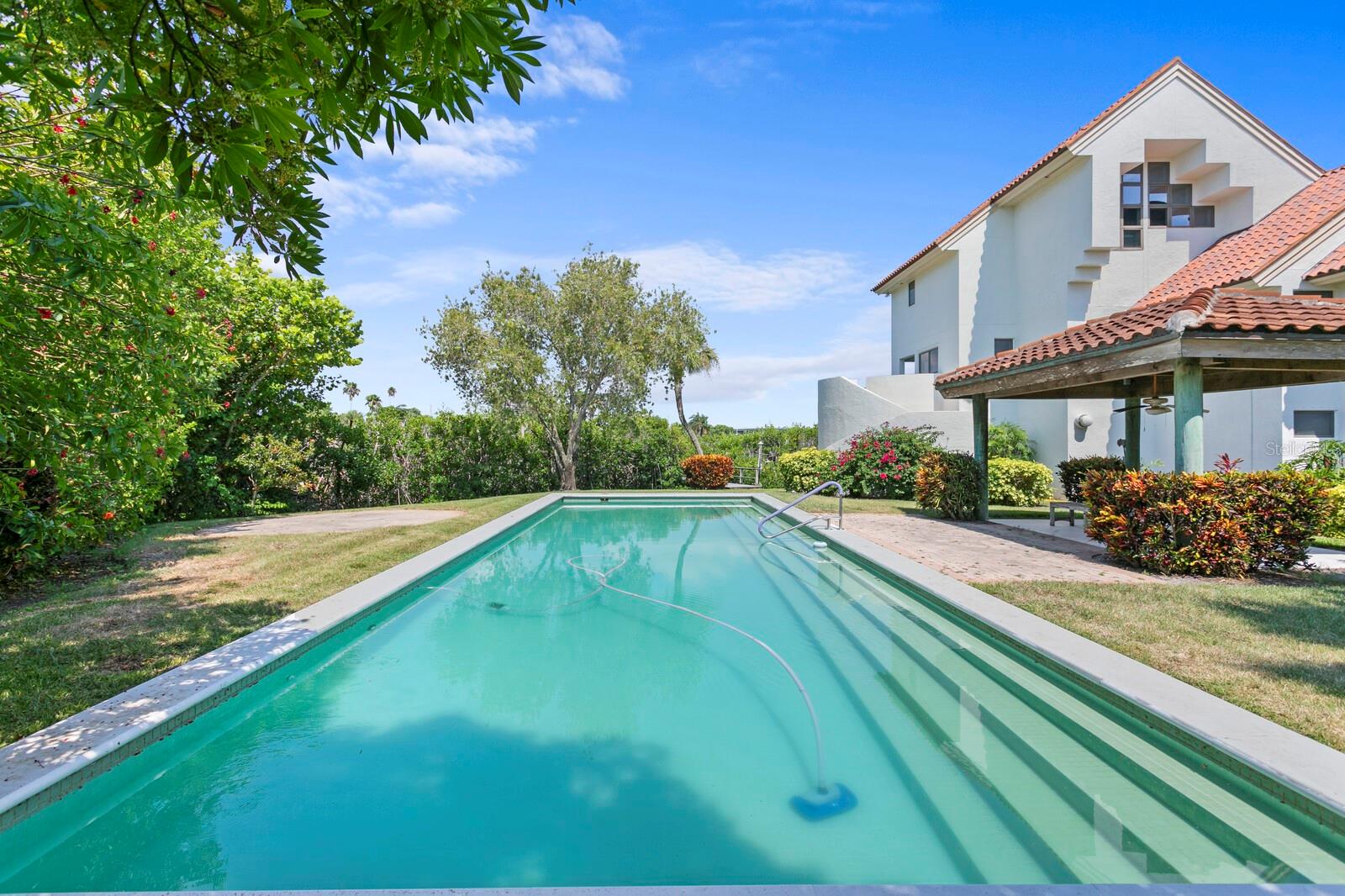 MANGROVE POINTE SUB - Residential