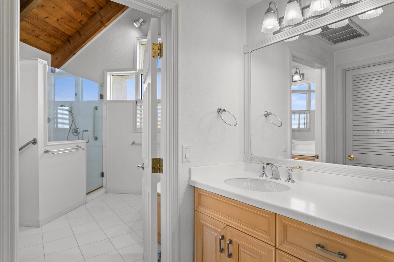 MANGROVE POINTE SUB - Residential