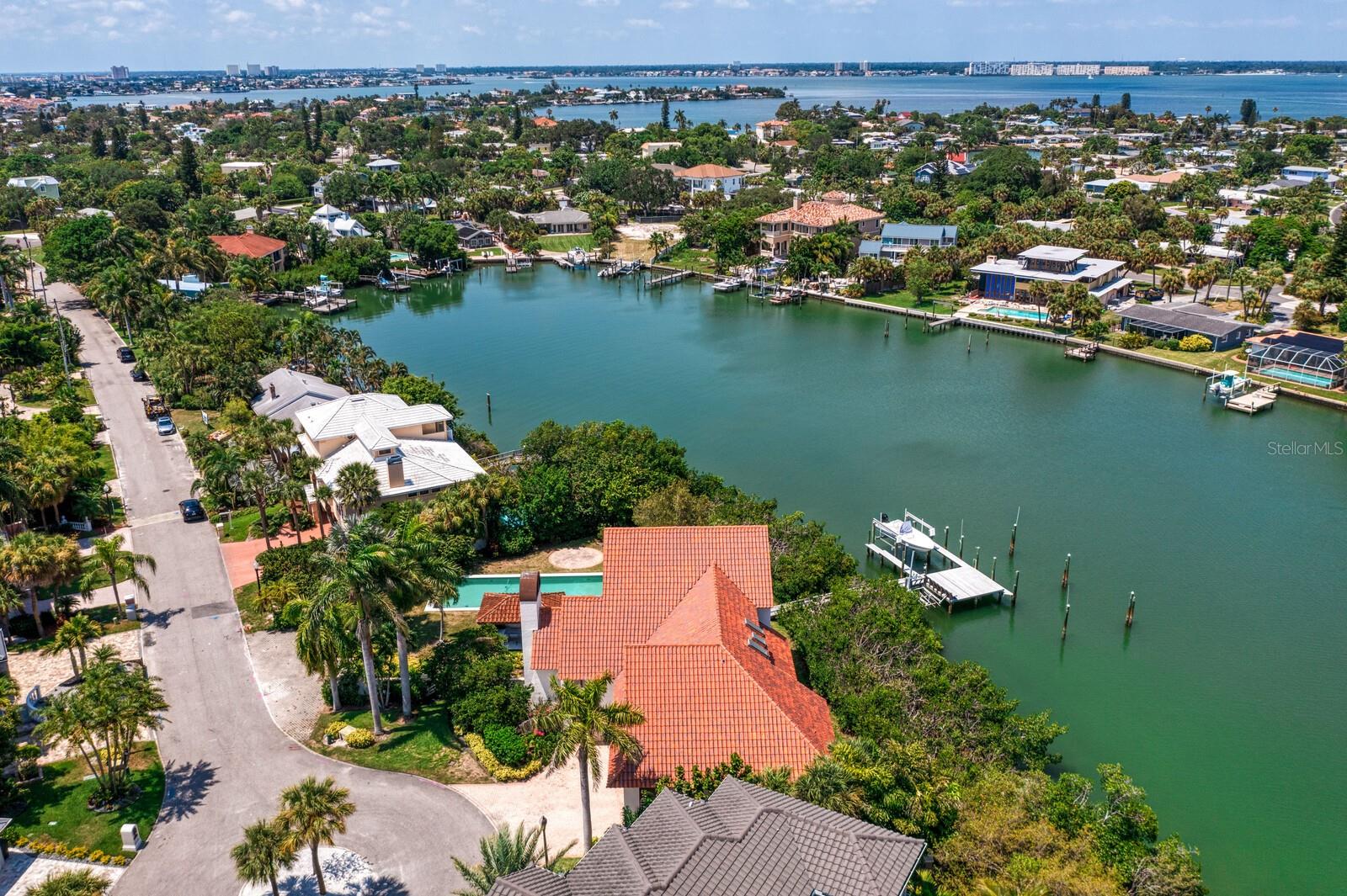 MANGROVE POINTE SUB - Residential