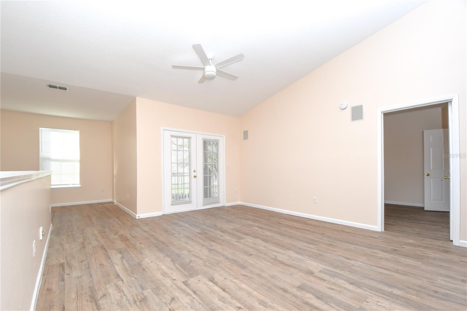 CAPRI/HUNTERS CRK CONDO - Residential Lease