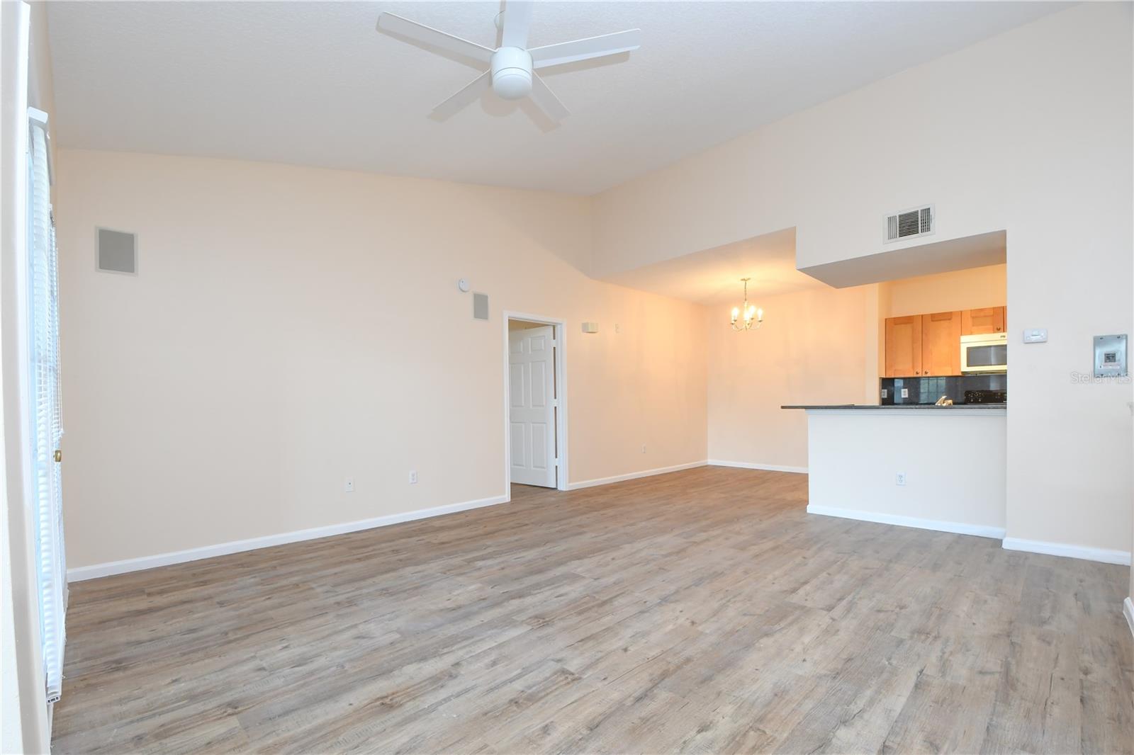 CAPRI/HUNTERS CRK CONDO - Residential Lease