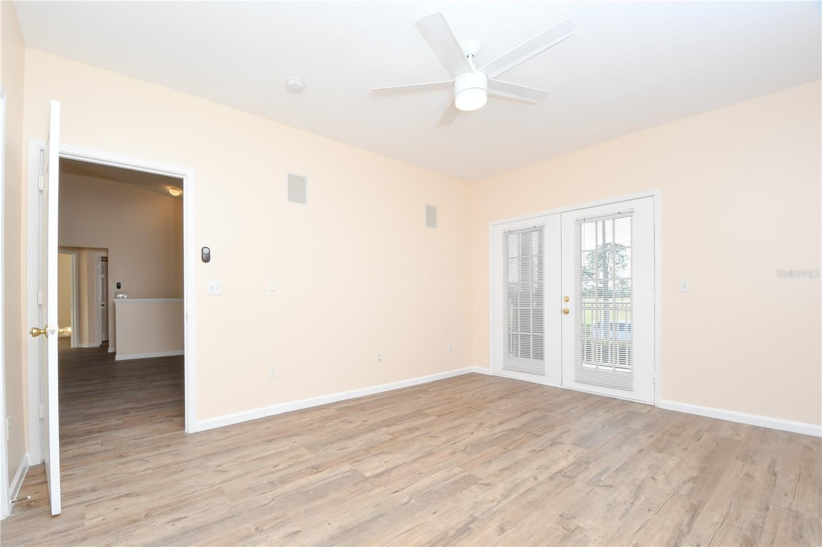 CAPRI/HUNTERS CRK CONDO - Residential Lease
