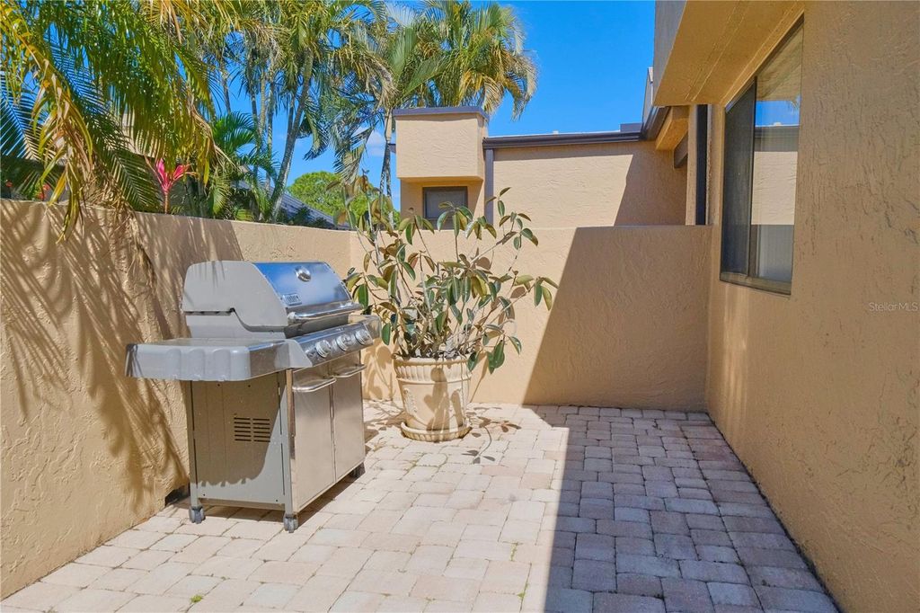 Photo of 5257 Myrtle Way #29, Sarasota, FL 34235 (MLS # A4687062)