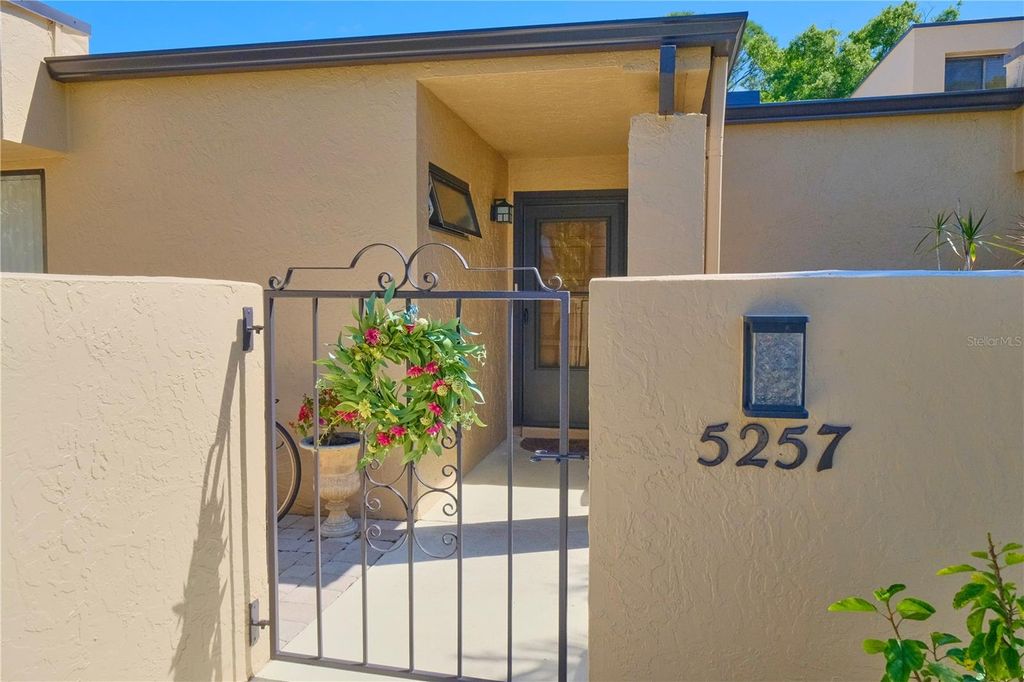 Photo of 5257 Myrtle Way #29, Sarasota, FL 34235 (MLS # A4687062)