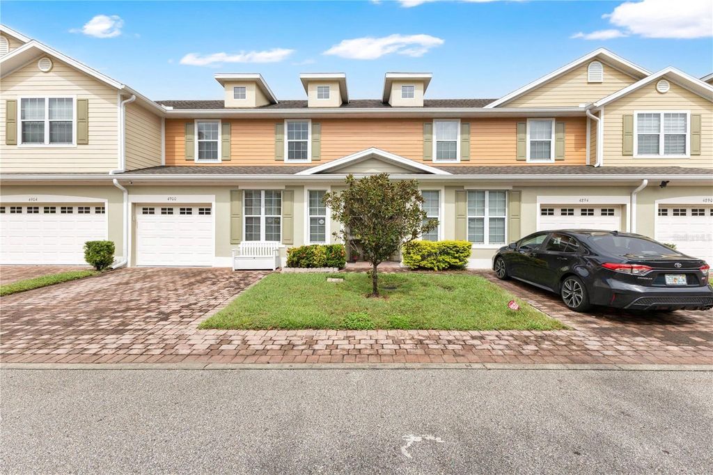 Photo of 4900 Poolside Drive, Saint Cloud, FL 34769 (MLS # S5136120)