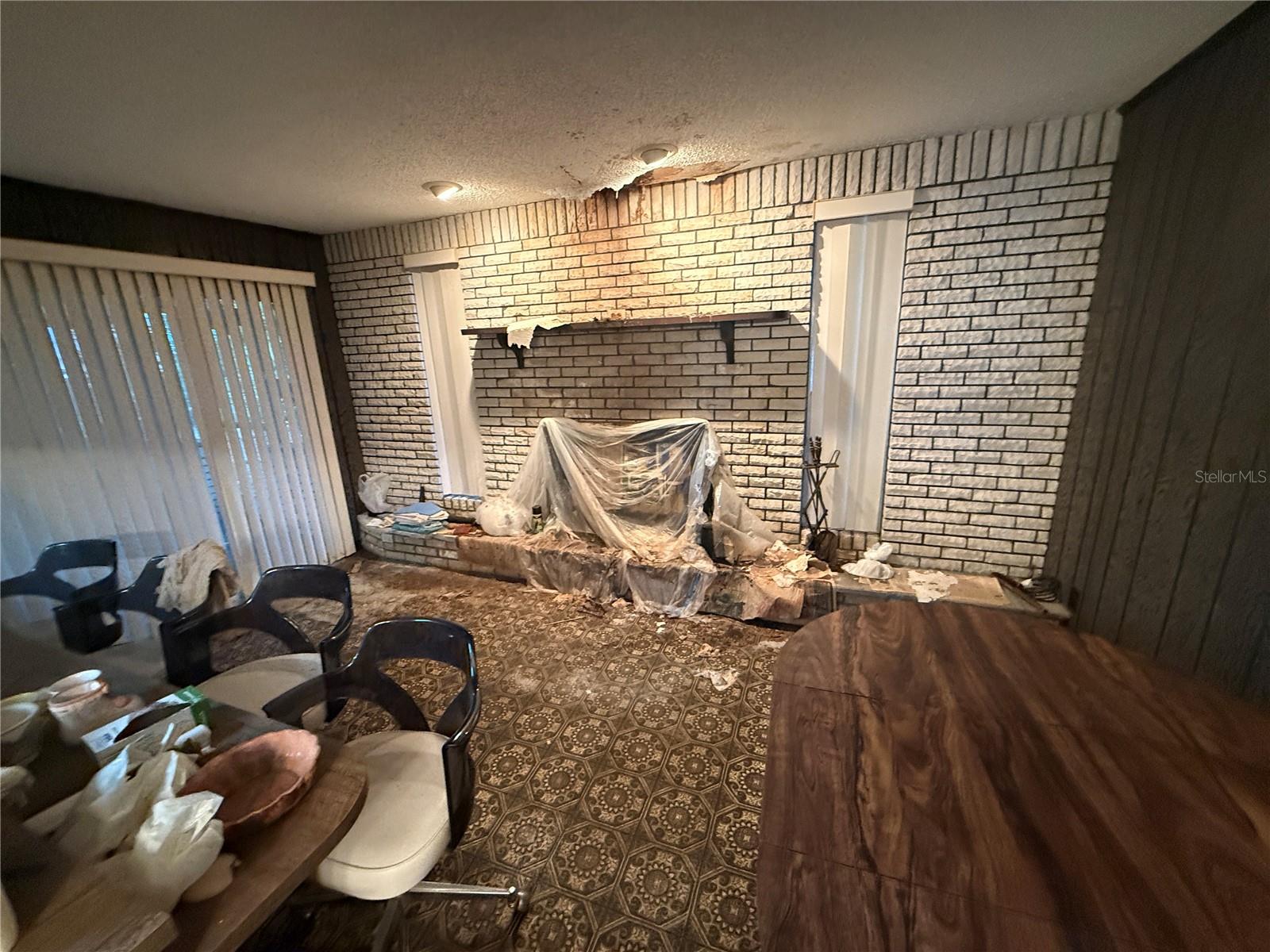 WILLOW RUN UNIT 01 - Residential