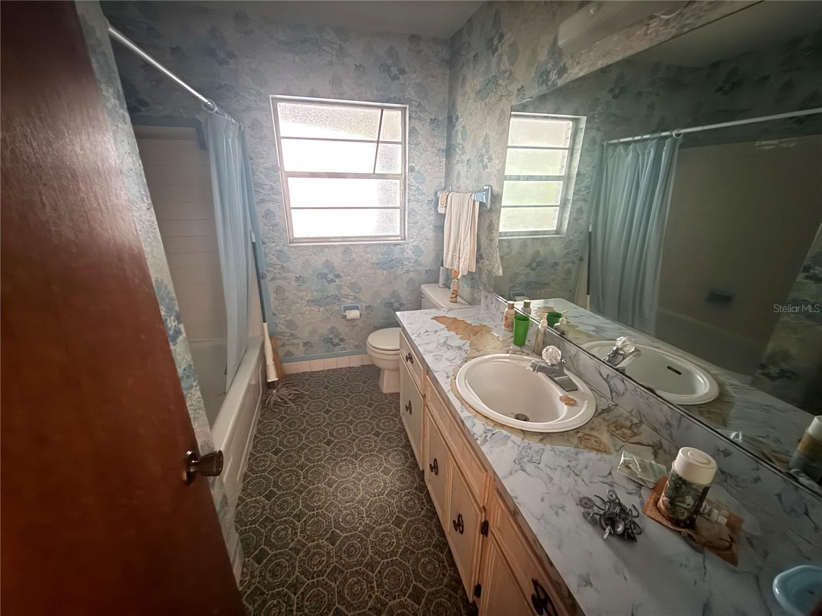 WILLOW RUN UNIT 01 - Residential