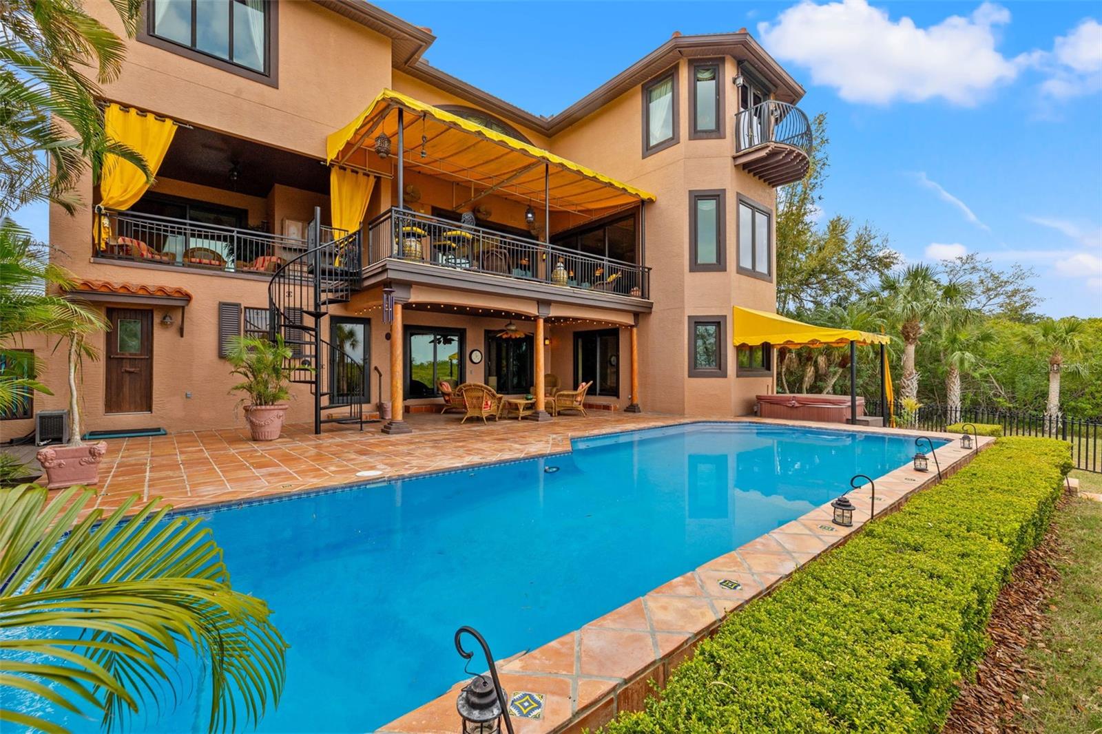 PHILIPPE POINTE - Residential