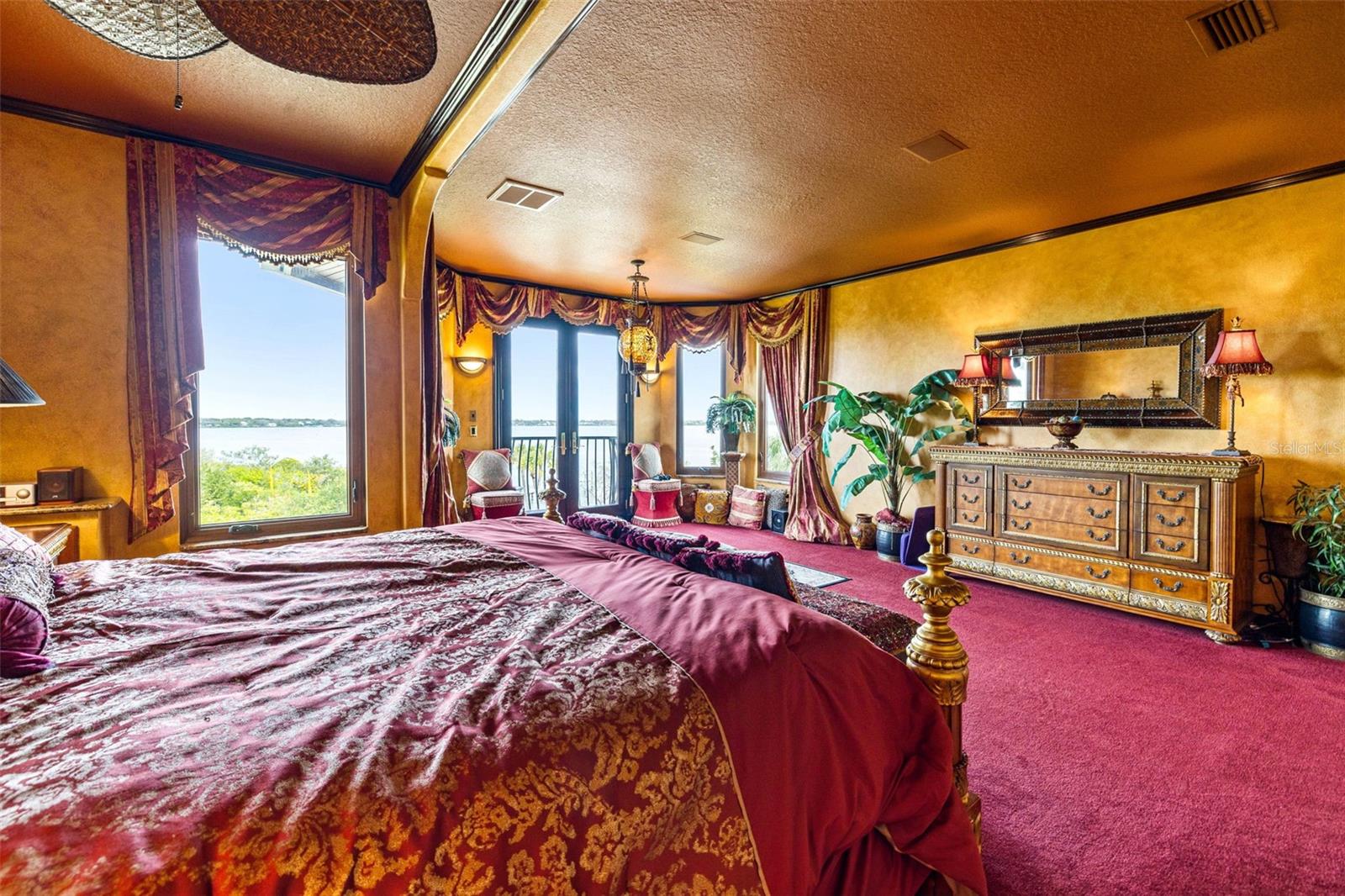 PHILIPPE POINTE - Residential