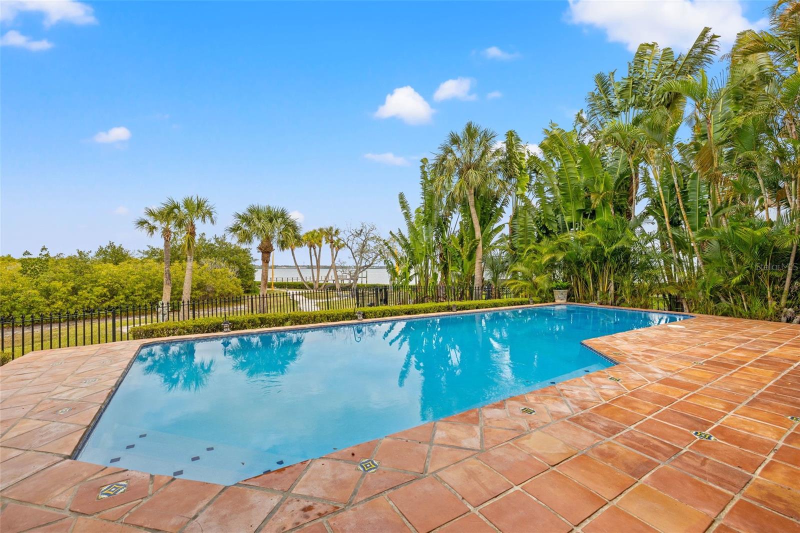 PHILIPPE POINTE - Residential