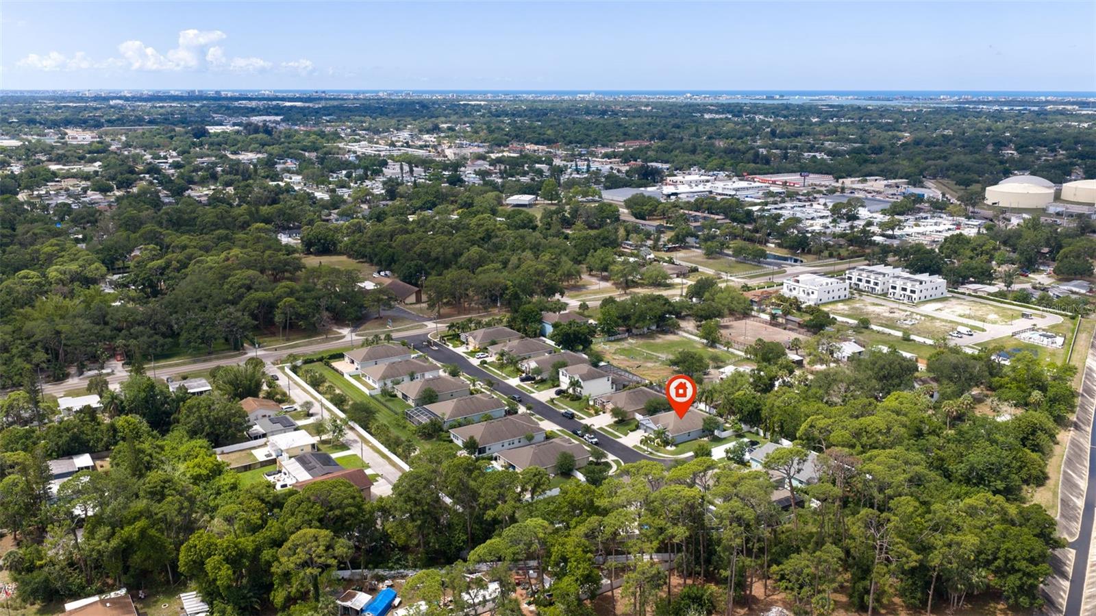 EAGLES RETREAT - Residential