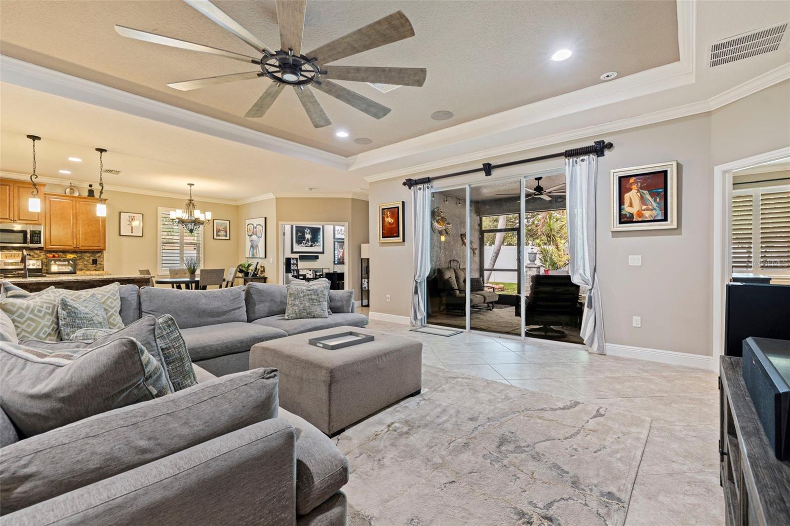 EAGLES RETREAT - Residential