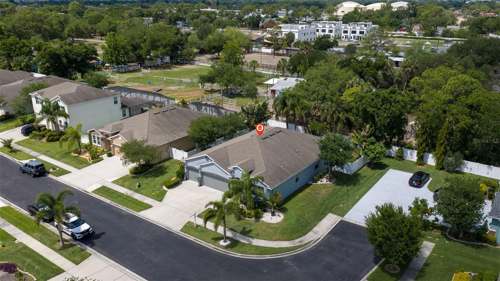 EAGLES RETREAT - Residential