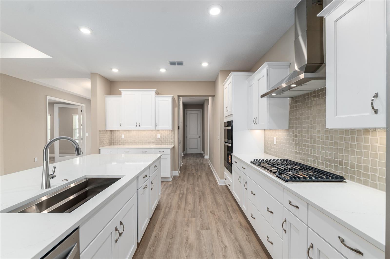 CANDLER HILLS - Residential