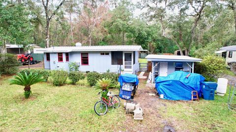 A home in BROOKSVILLE