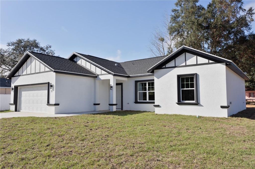 Photo of 8 Pine Trace Court, Ocala, FL 34472 (MLS # OM714671)