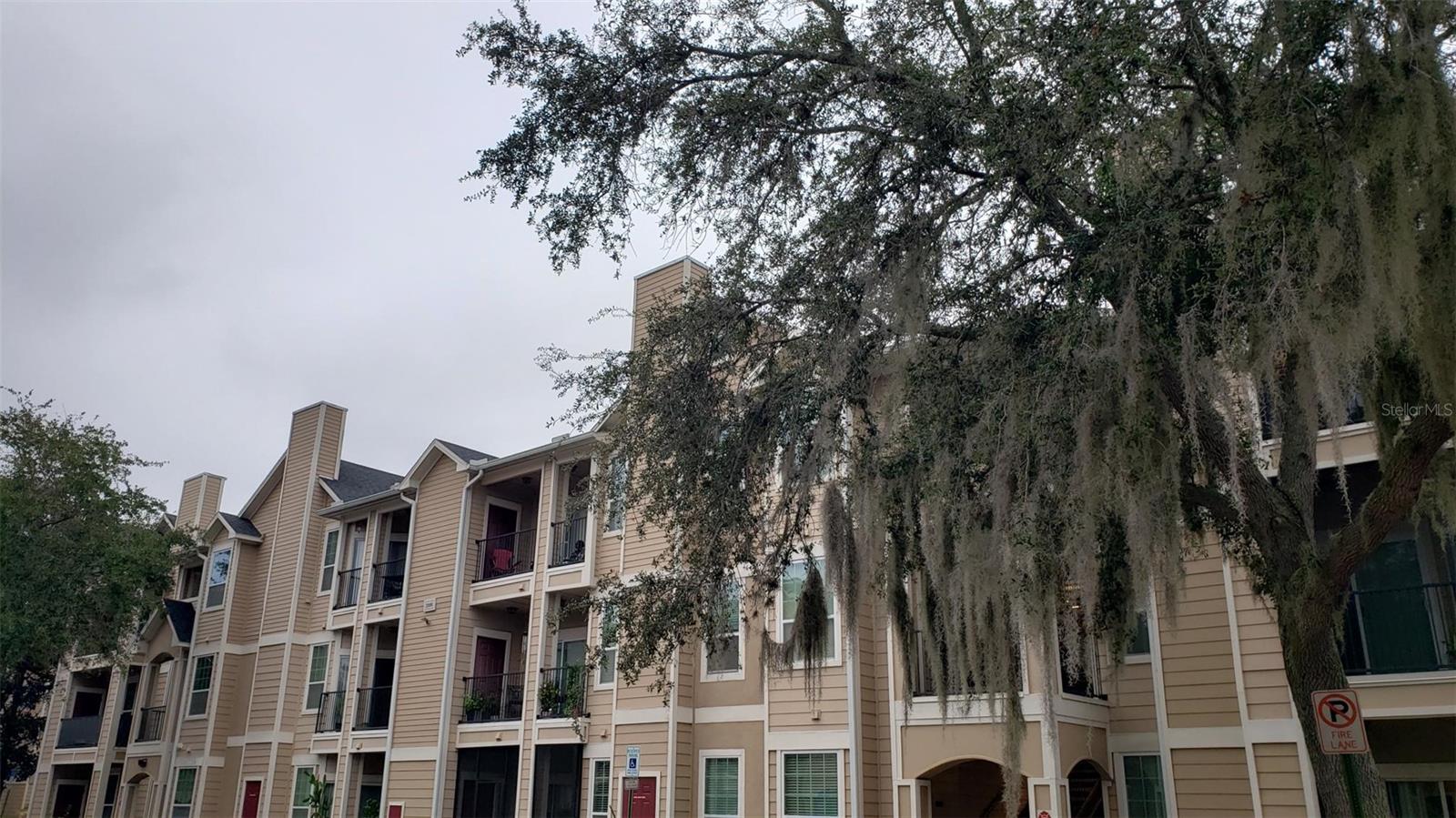 BORDEAUX - Residential Lease