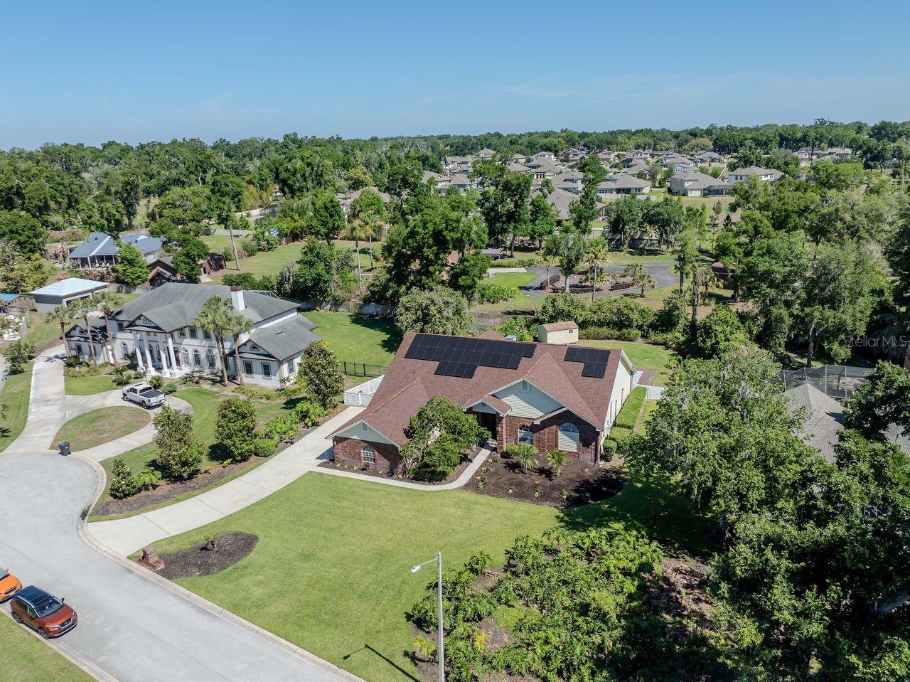 COUNTRY GATE - Residential