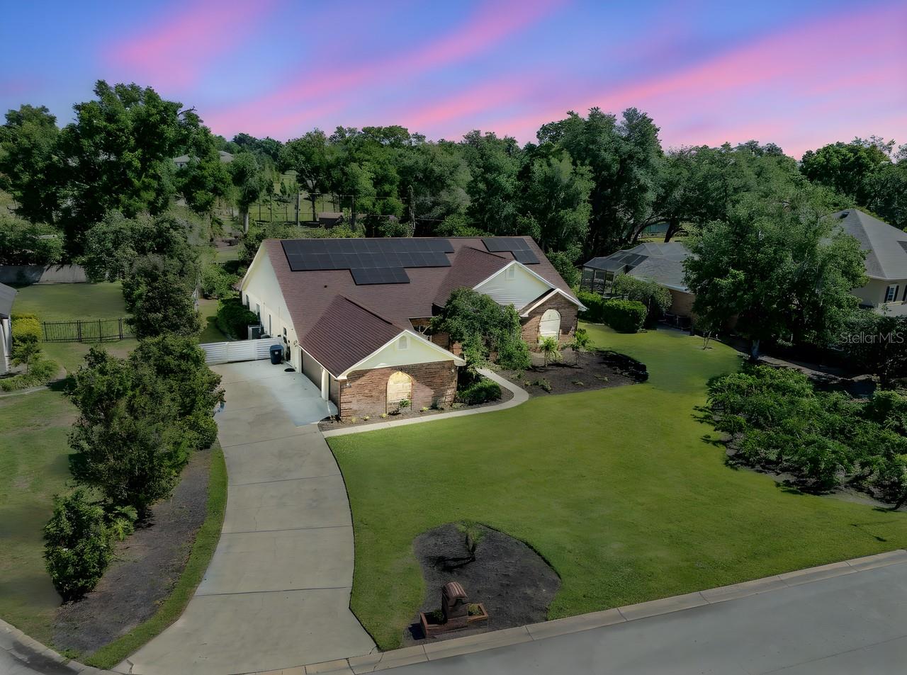 COUNTRY GATE - Residential