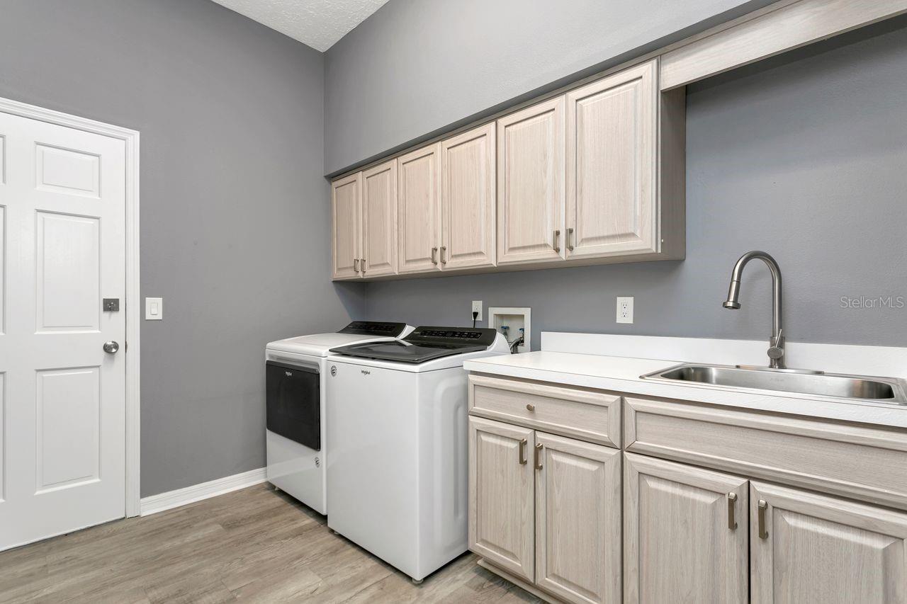 COUNTRY GATE - Residential