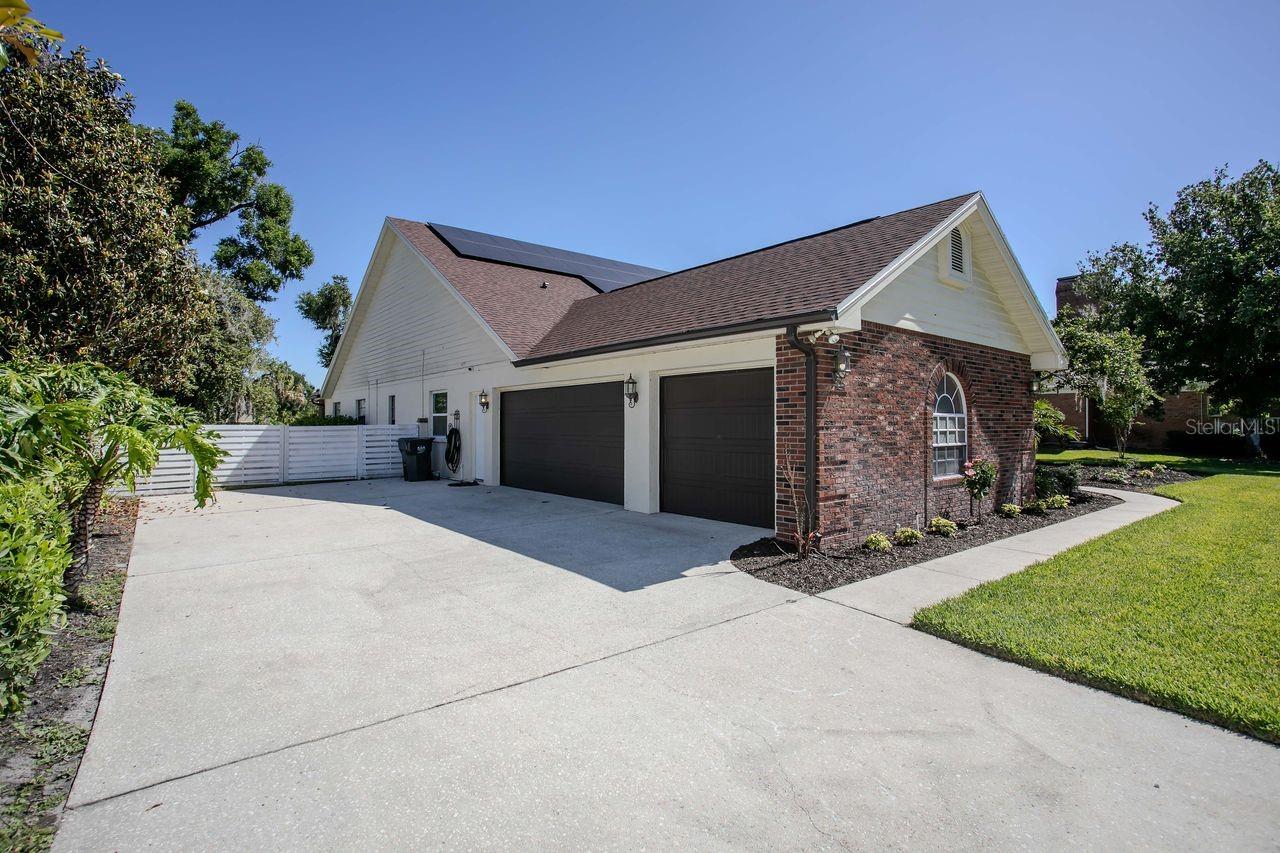 COUNTRY GATE - Residential