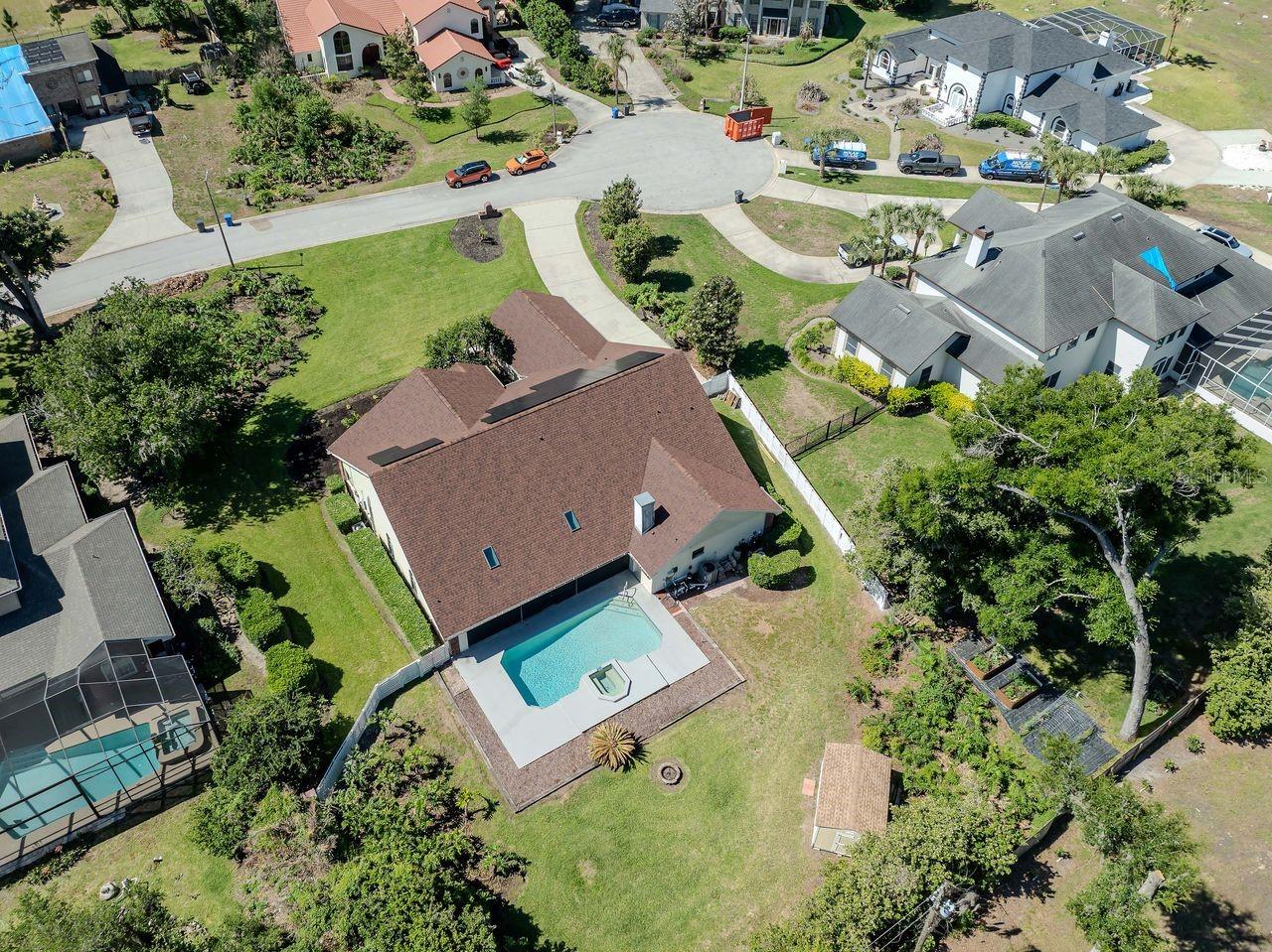 COUNTRY GATE - Residential