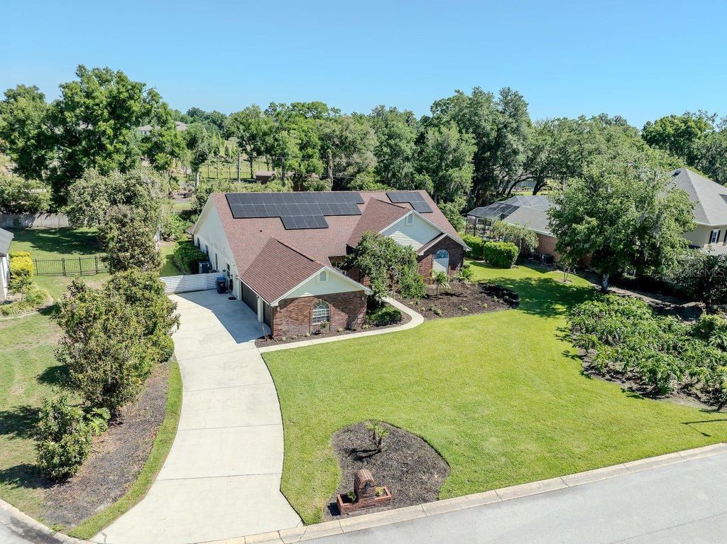 Photo of 4506 Country Gate Court, Valrico, FL 33596 (MLS # TB8492781)