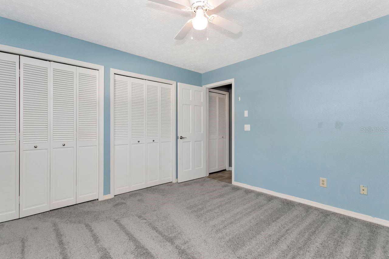 COUNTRY GATE - Residential