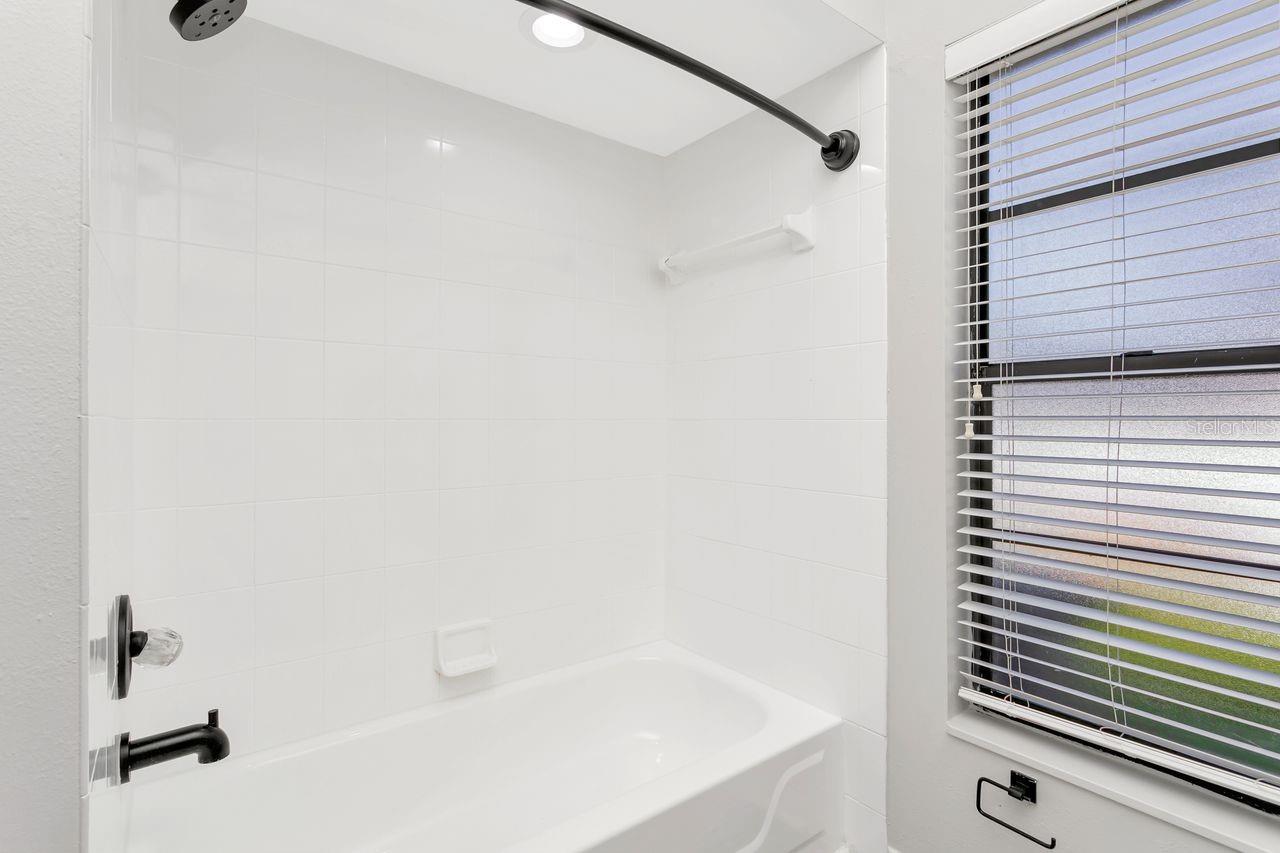 COUNTRY GATE - Residential