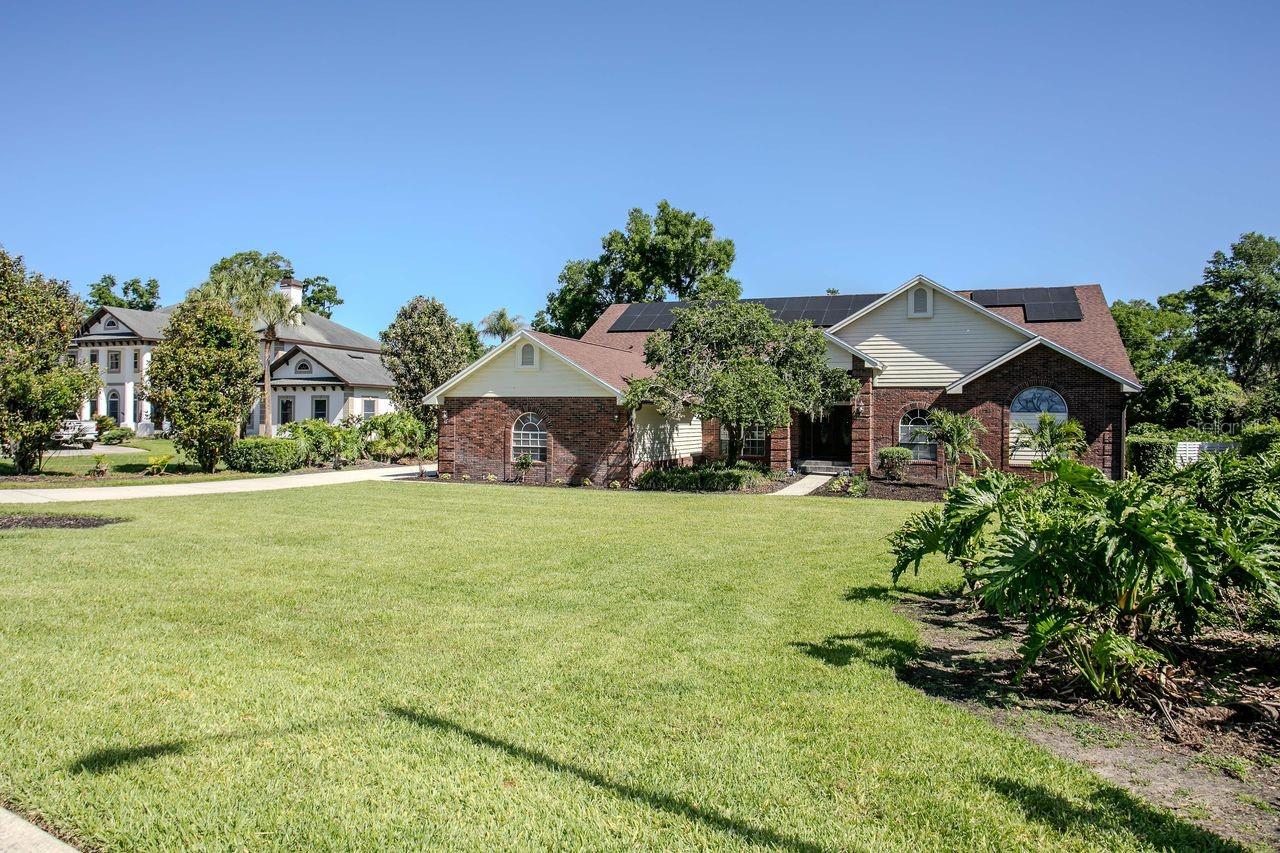 COUNTRY GATE - Residential