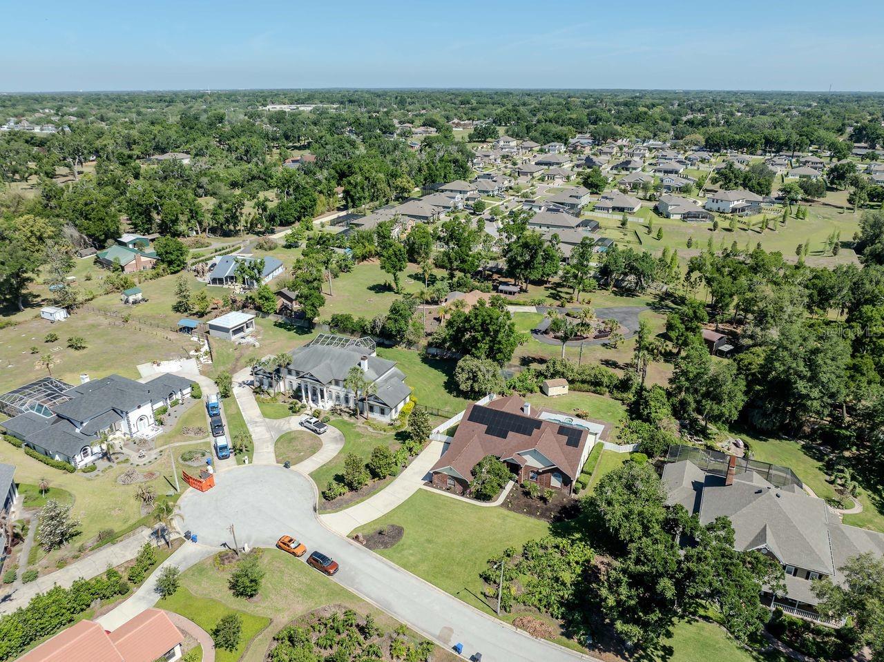 COUNTRY GATE - Residential