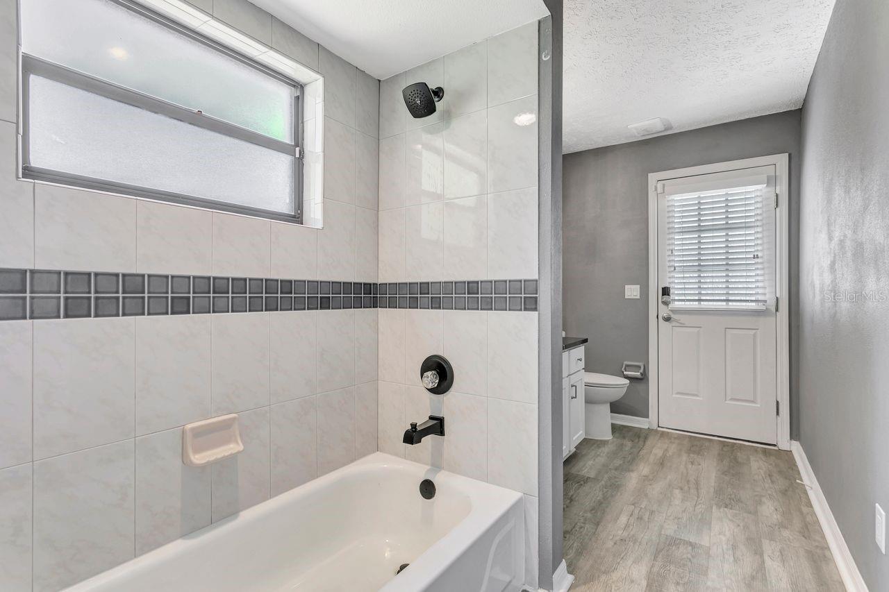 COUNTRY GATE - Residential