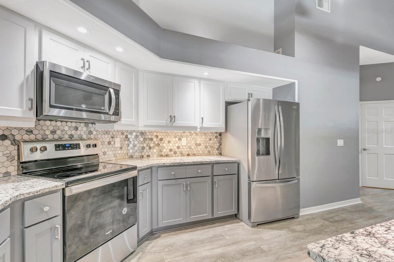 COUNTRY GATE - Residential