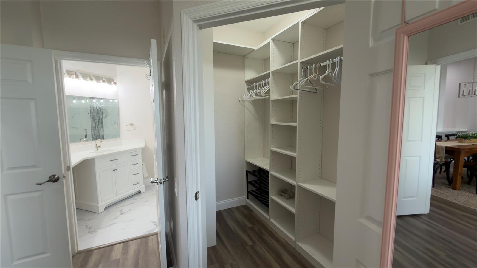 VENTURA/STONEBRIDGE COMMONS A - Residential Lease