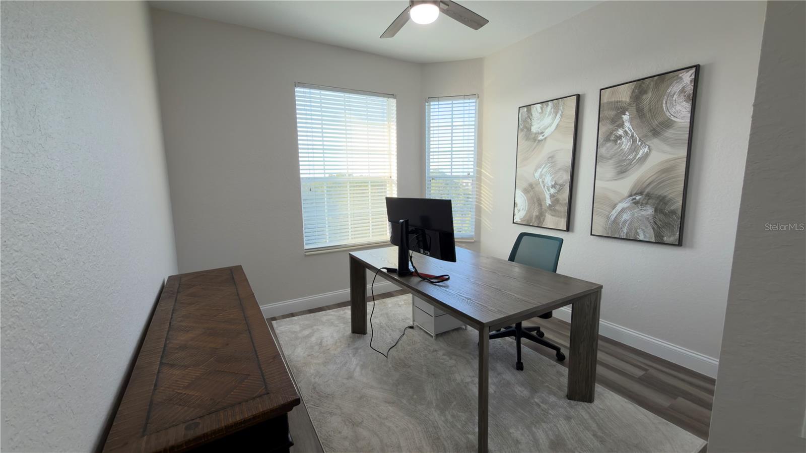 VENTURA/STONEBRIDGE COMMONS A - Residential Lease