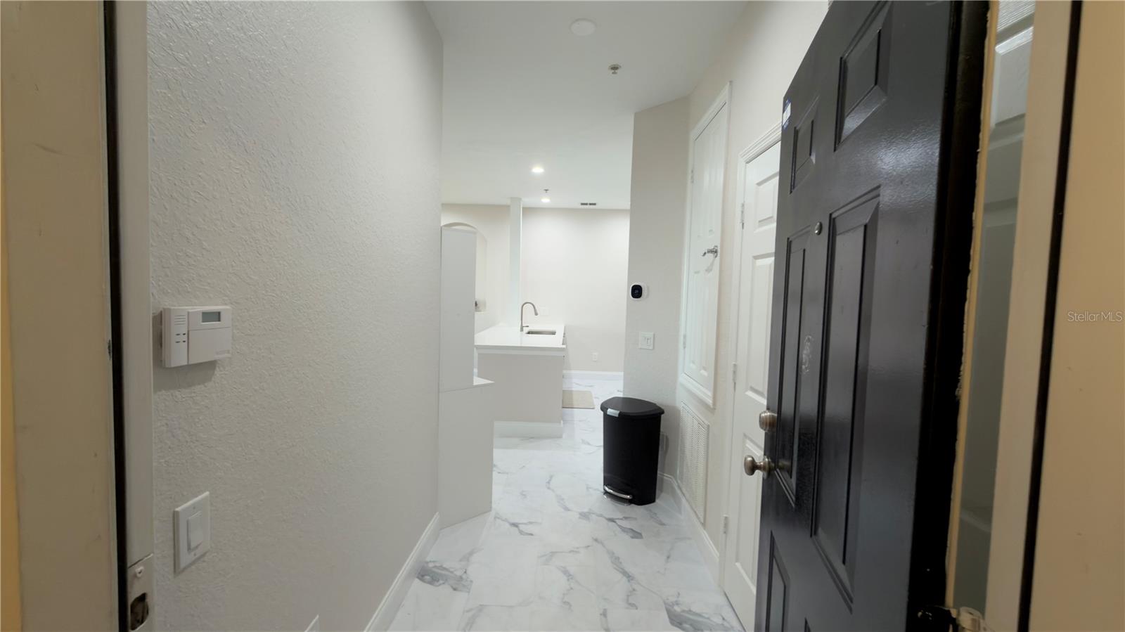 VENTURA/STONEBRIDGE COMMONS A - Residential Lease