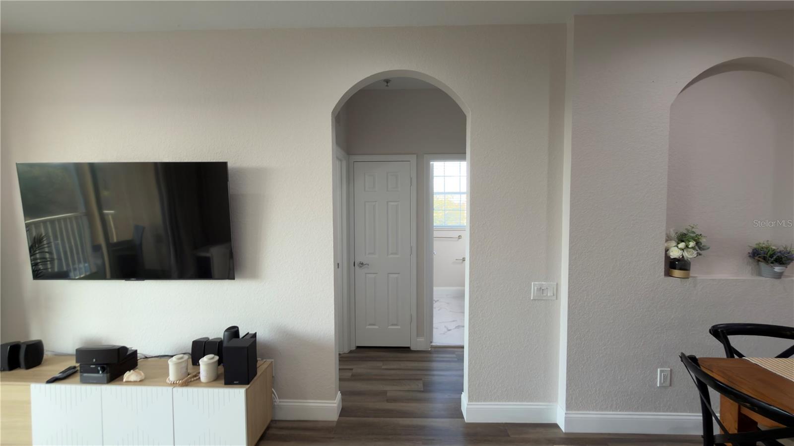 VENTURA/STONEBRIDGE COMMONS A - Residential Lease