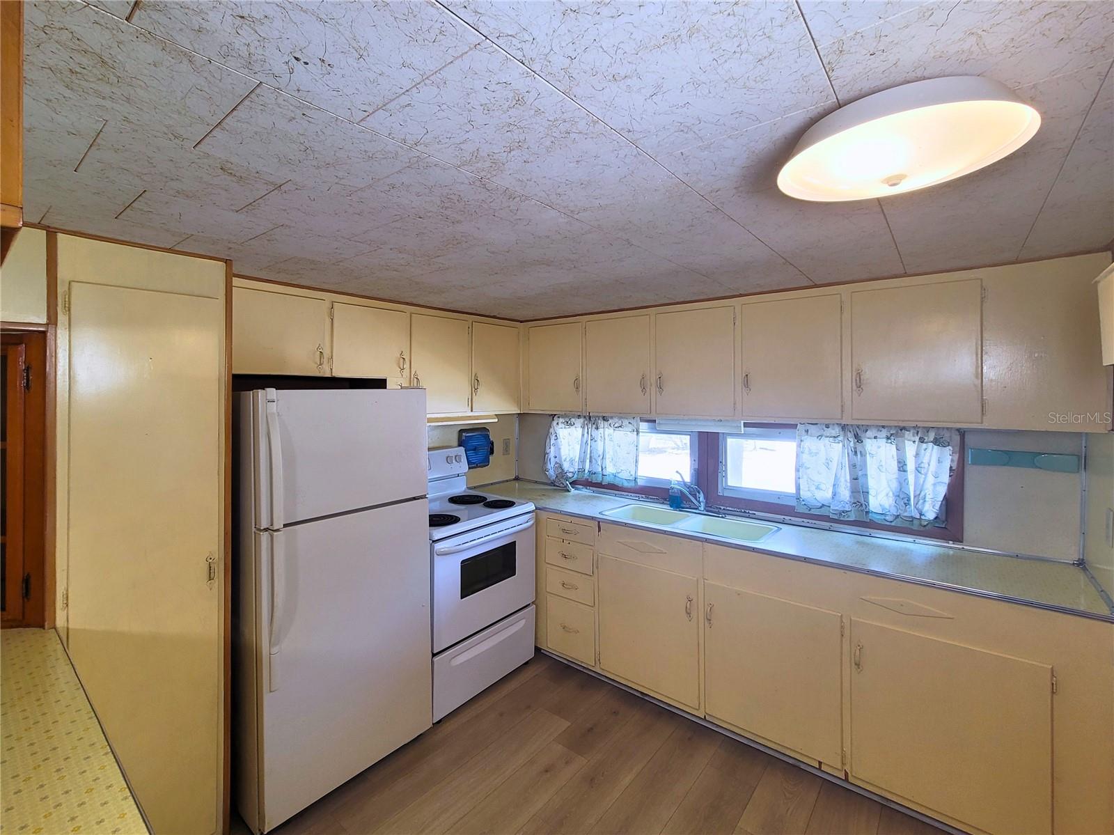 FAIR LANE ACRES FIRST ADD - Residential