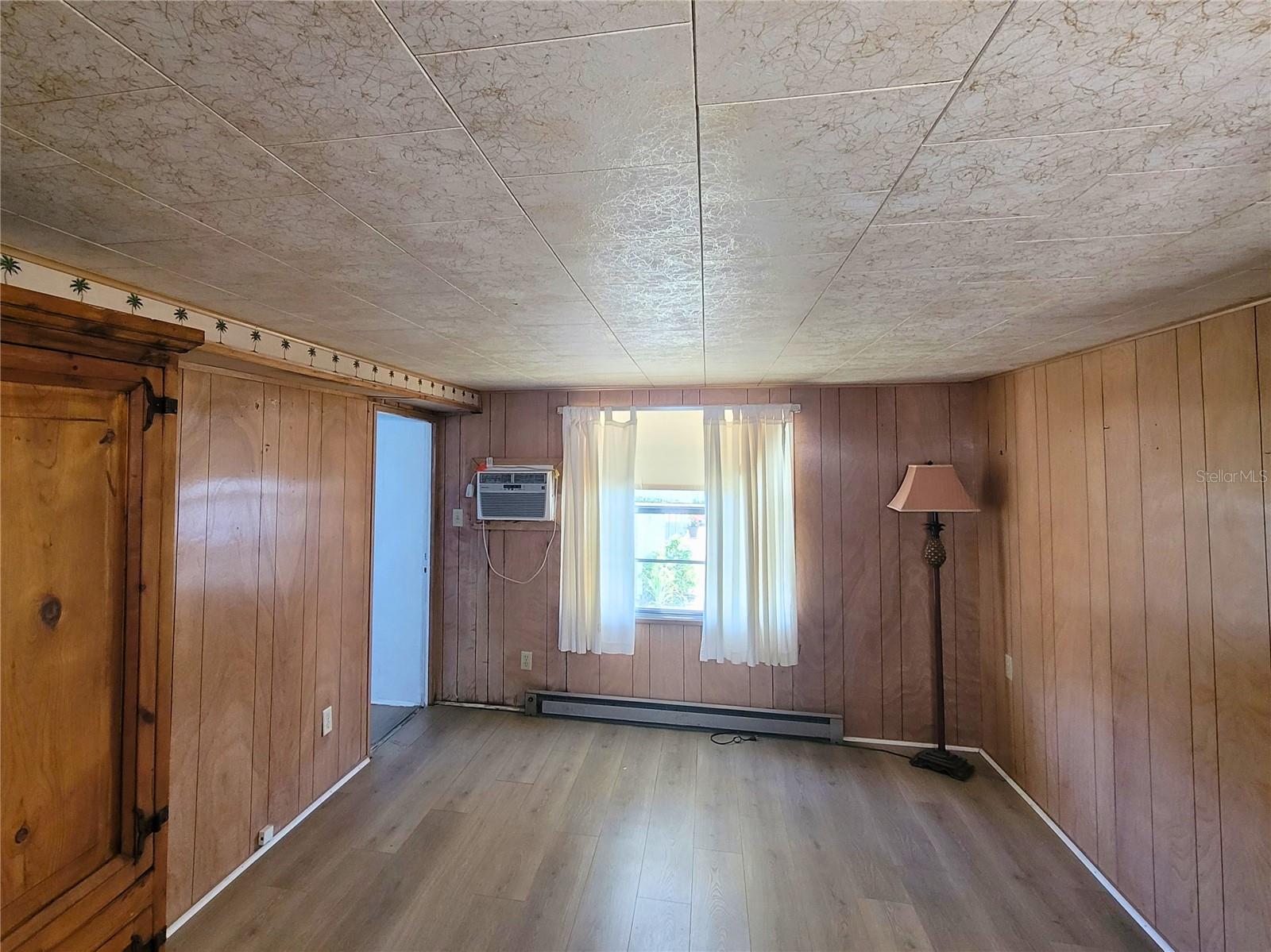 FAIR LANE ACRES FIRST ADD - Residential