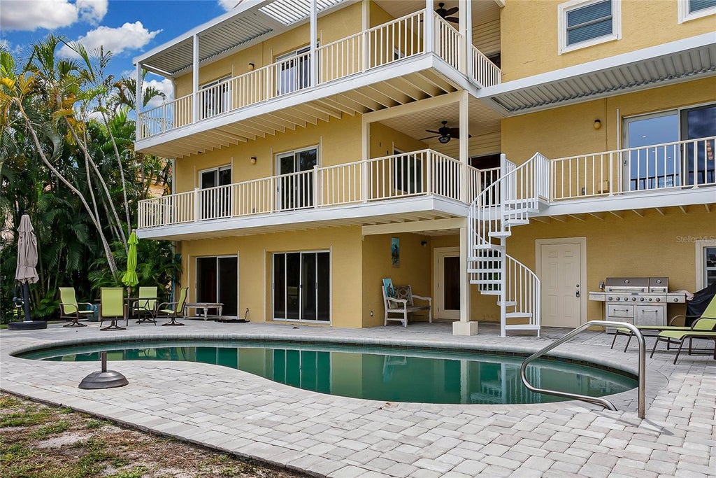 Photo of 614 Norton Street, Longboat Key, FL 34228 (MLS # TB8533896)