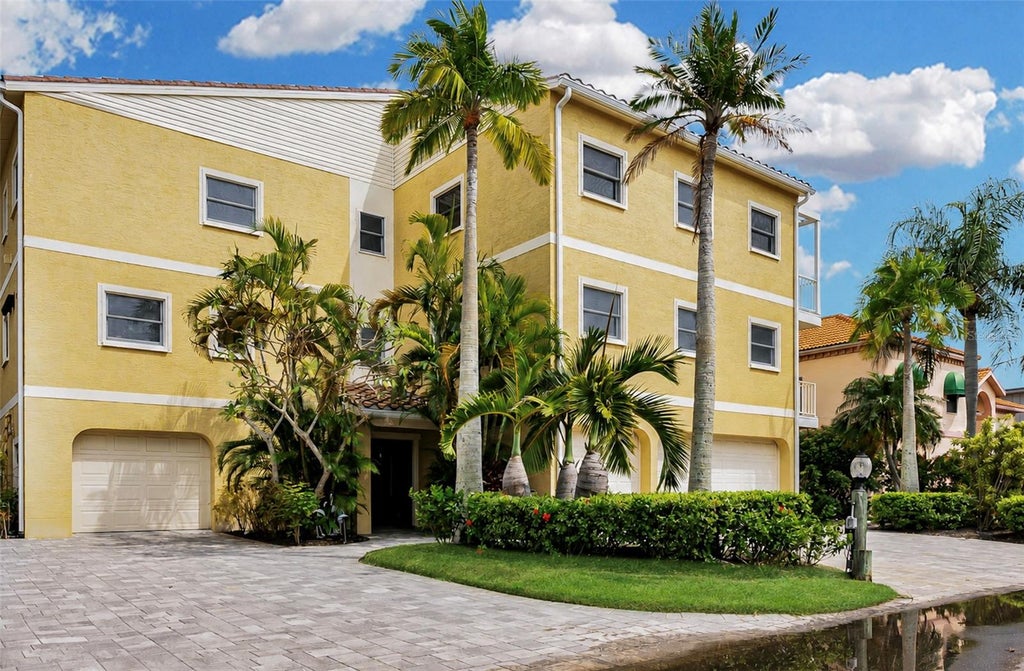 Photo of 614 Norton Street, Longboat Key, FL 34228 (MLS # TB8533896)
