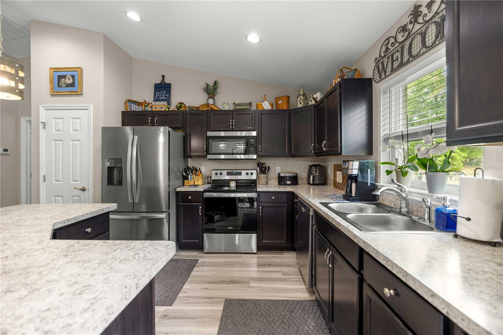 RAINBOW ACRES UN 01 - Residential