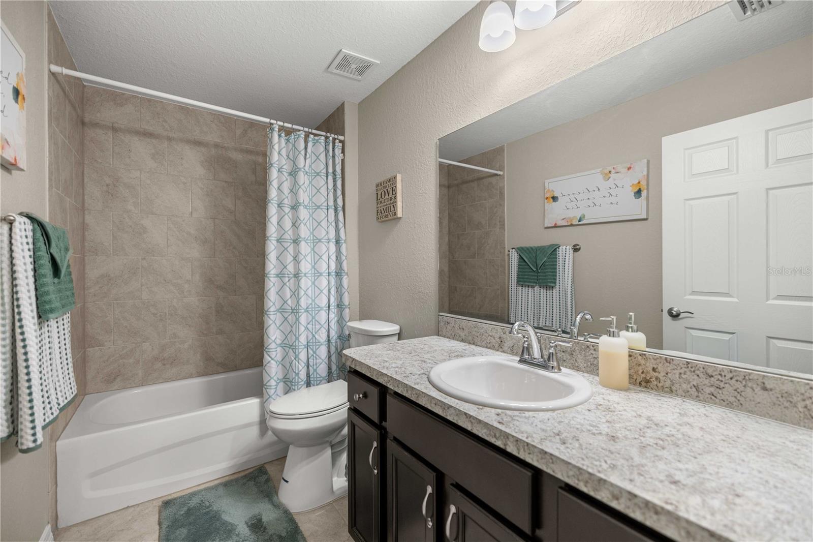 RAINBOW ACRES UN 01 - Residential