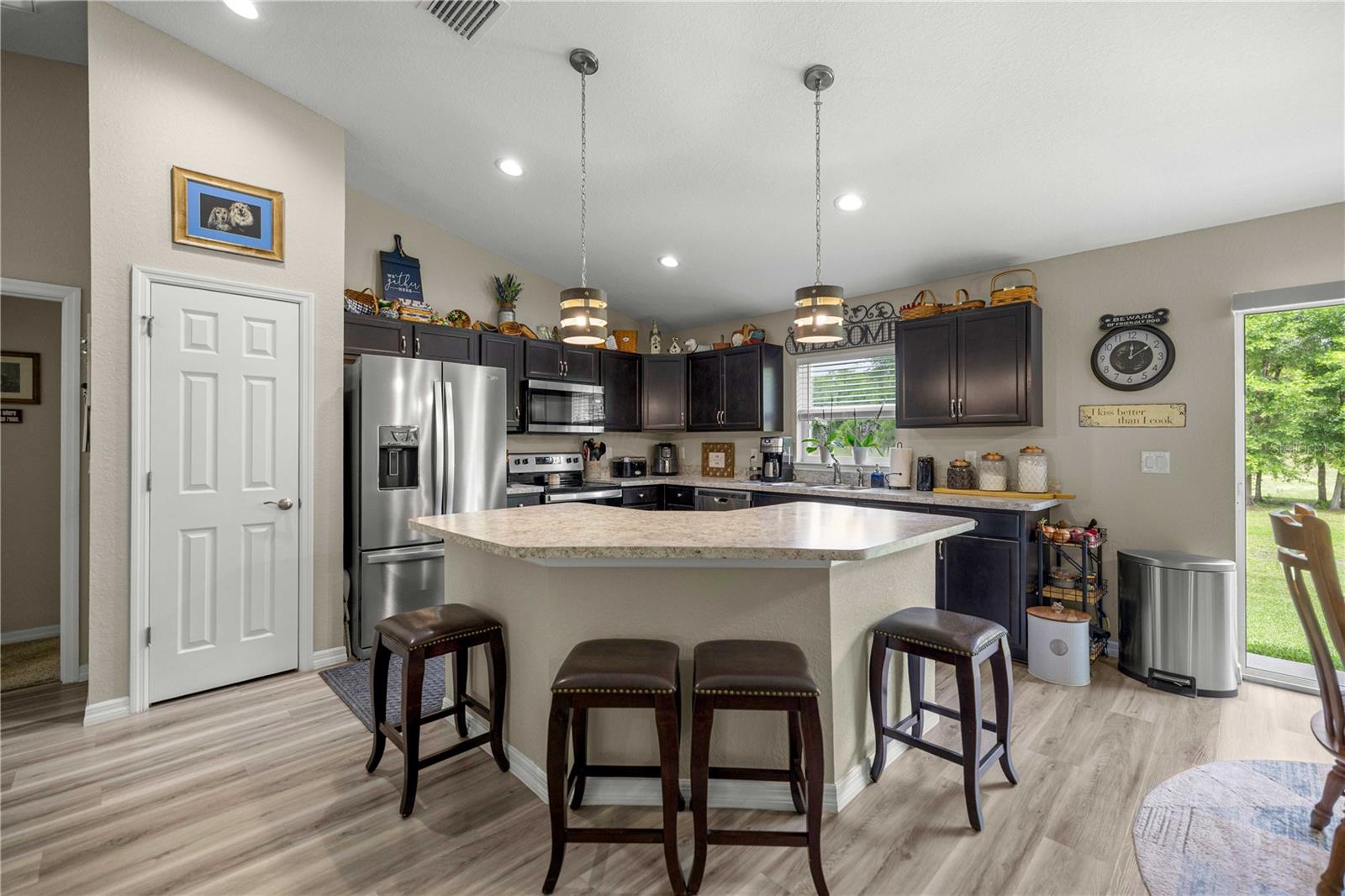 RAINBOW ACRES UN 01 - Residential