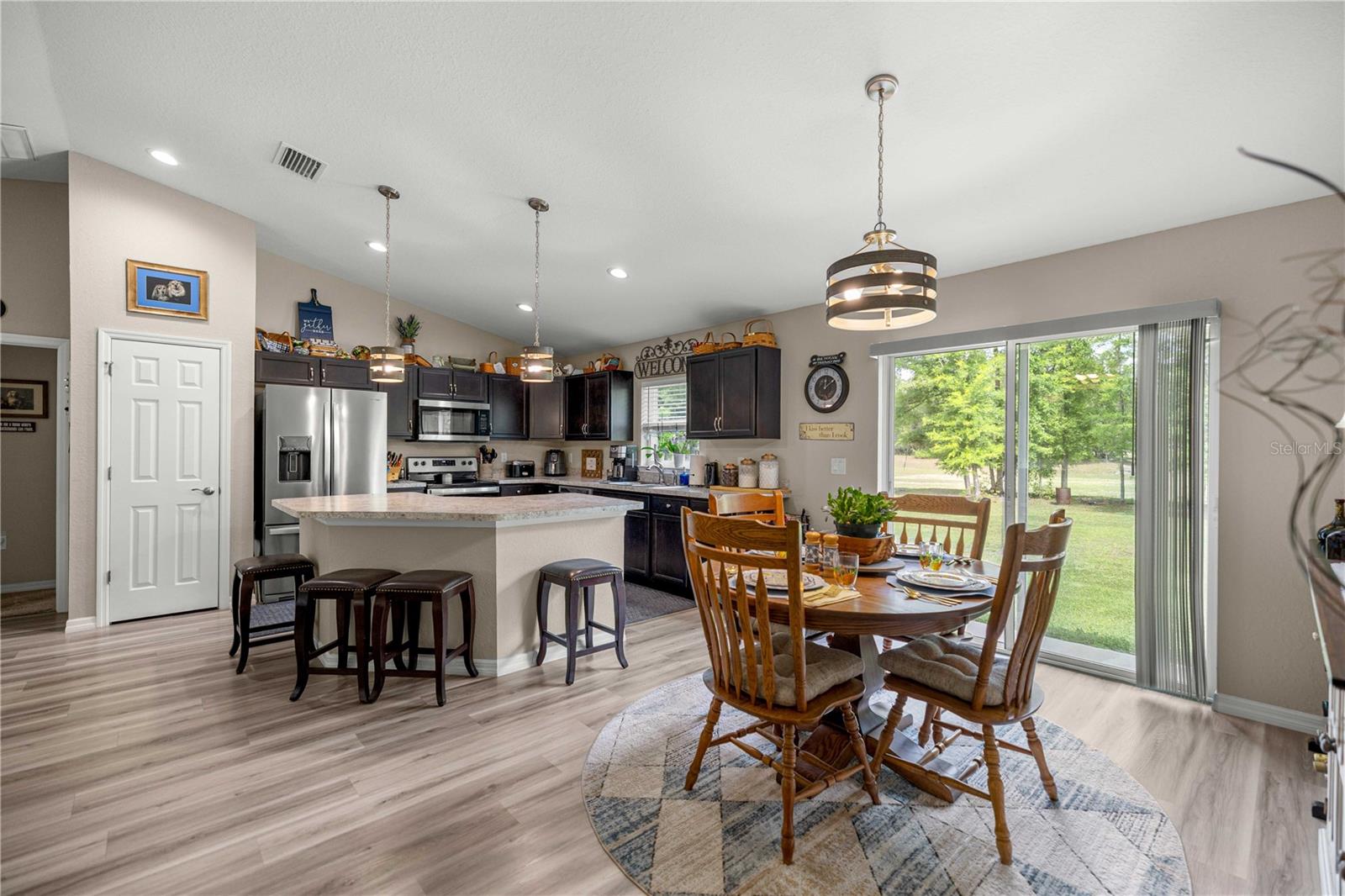 RAINBOW ACRES UN 01 - Residential